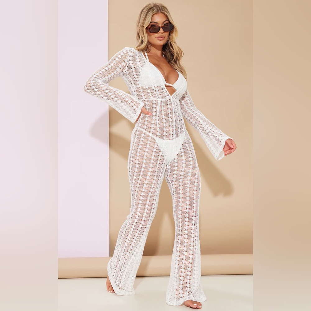 PLT WHITE CROCHET PLUNGE BEACH JUMPSUIT, NWT.